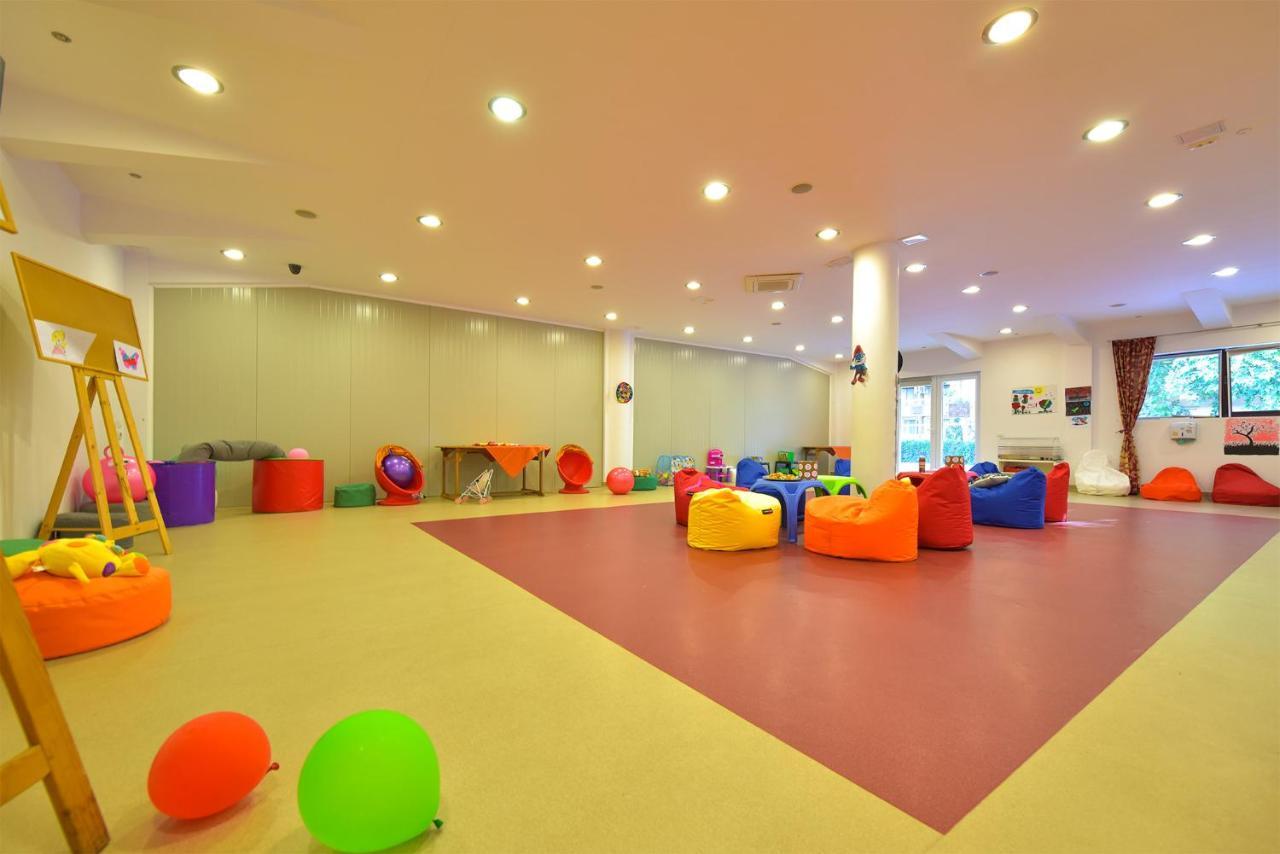 Complex Mediteranean Mamaia Luaran gambar