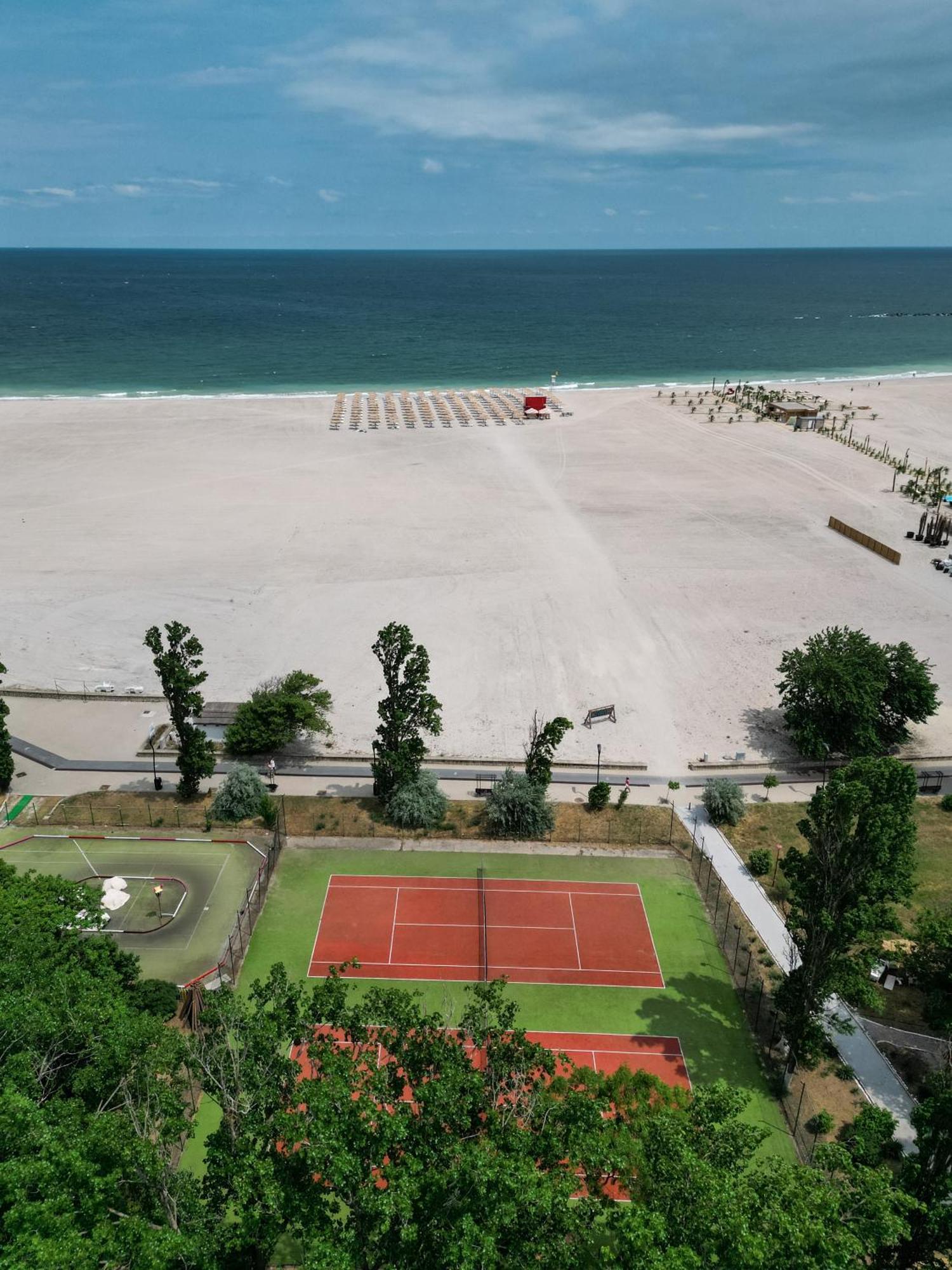 Complex Mediteranean Mamaia Luaran gambar